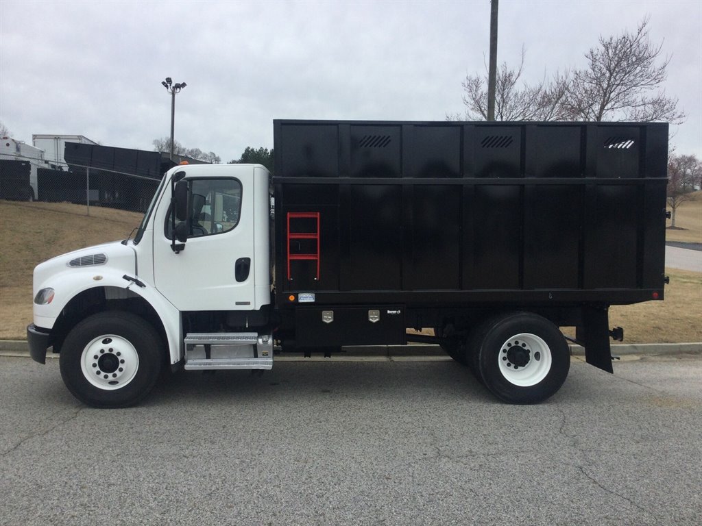 2012 Freightliner M2 Removable TOP Chip photo