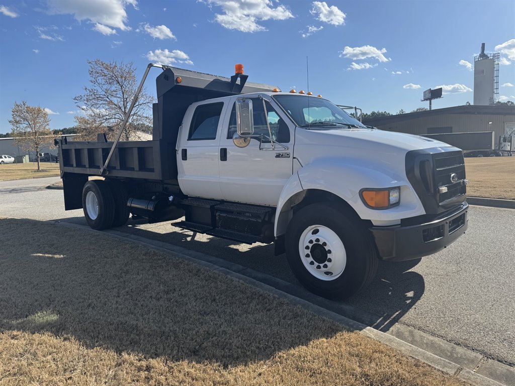 2012 Ford F750 - $57,900
