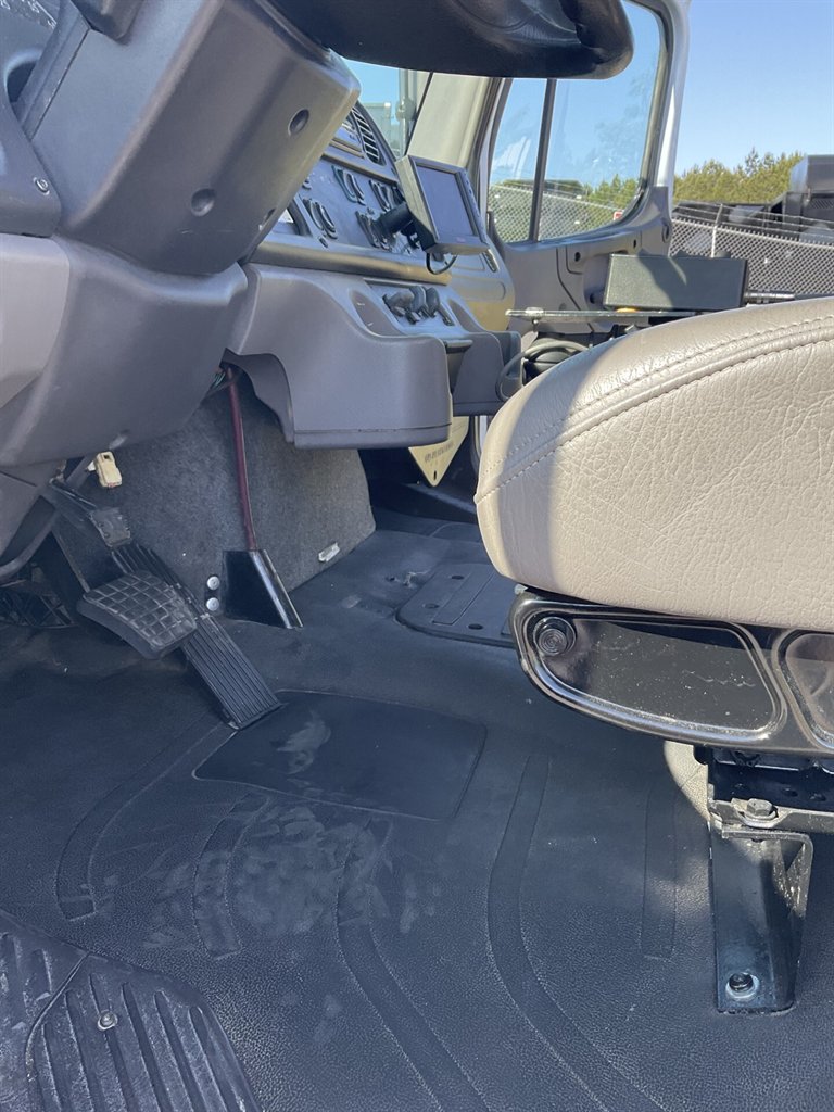 2016 Freightliner M2 - $69,900
