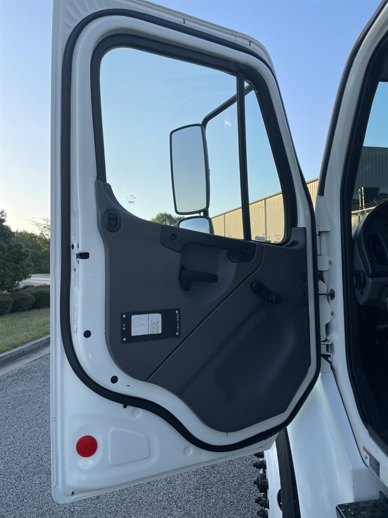2016 Freightliner M2 - $72,900