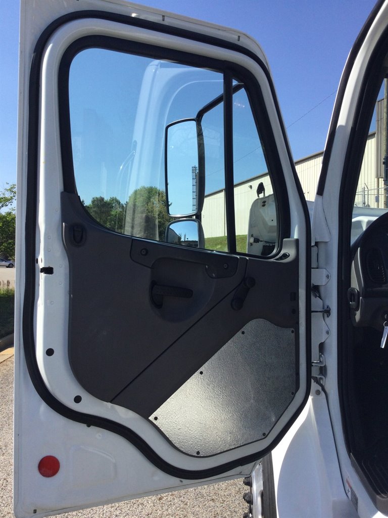 2013 Freightliner M2 - $52,900