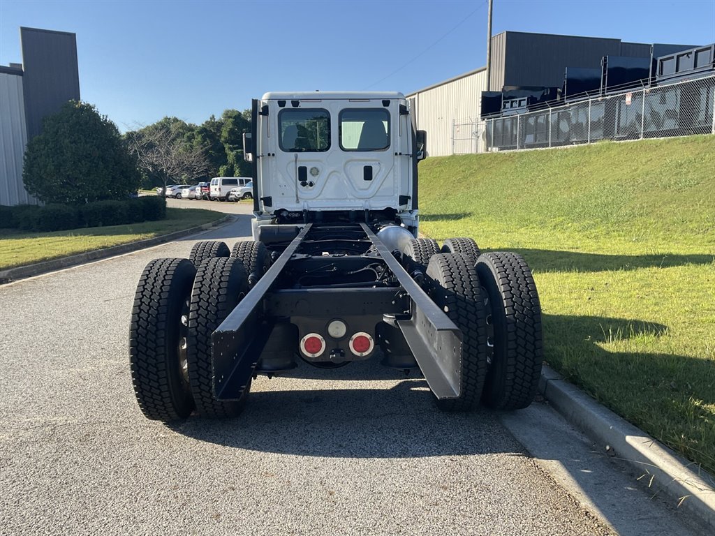 2017 Freightliner Cascadia - $68,900