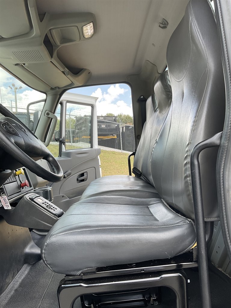 2019 International 4300 - $66,900