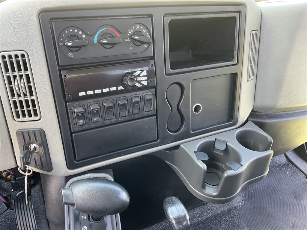 2019 International 4300 - $66,900