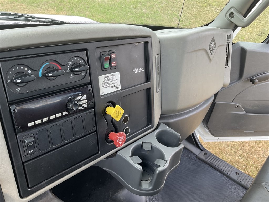 2019 International 4300 - $66,900