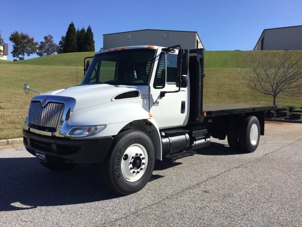 2019 International 4300 - $74,900