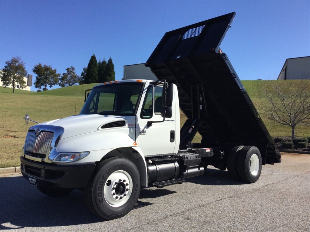2019 International 4300 - $74,900
