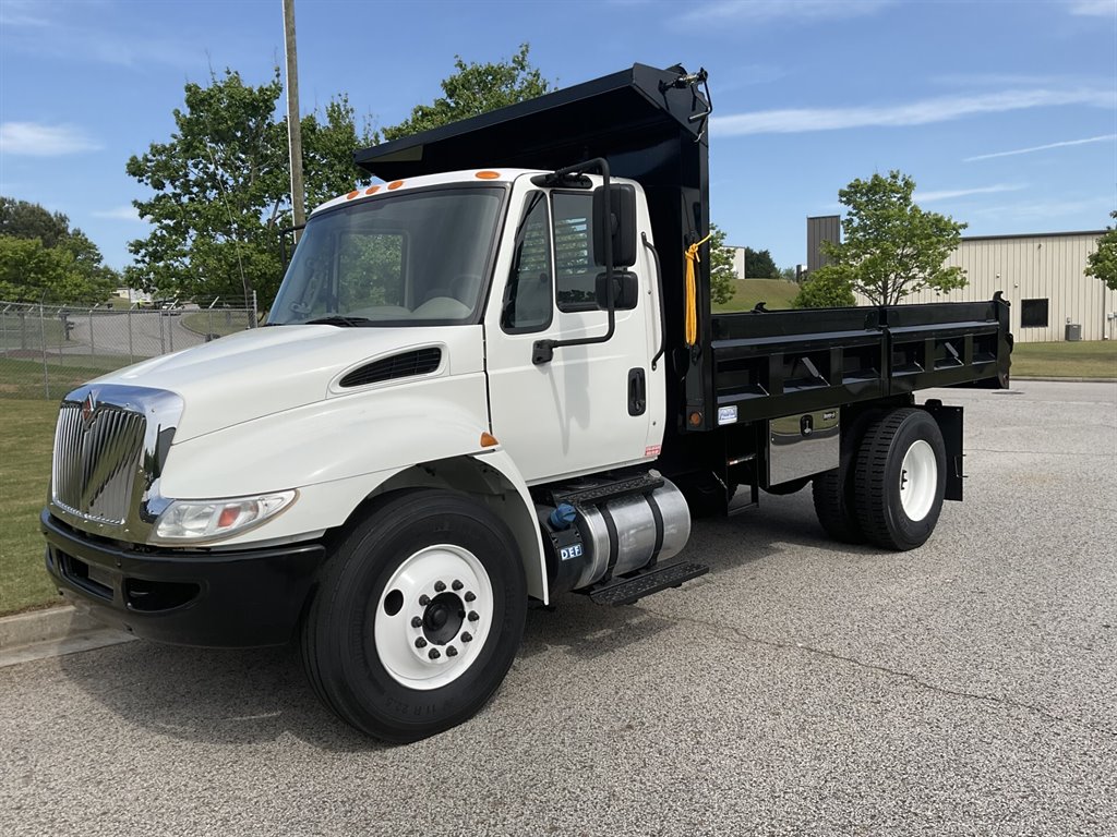2019 International 4300 - $79,900