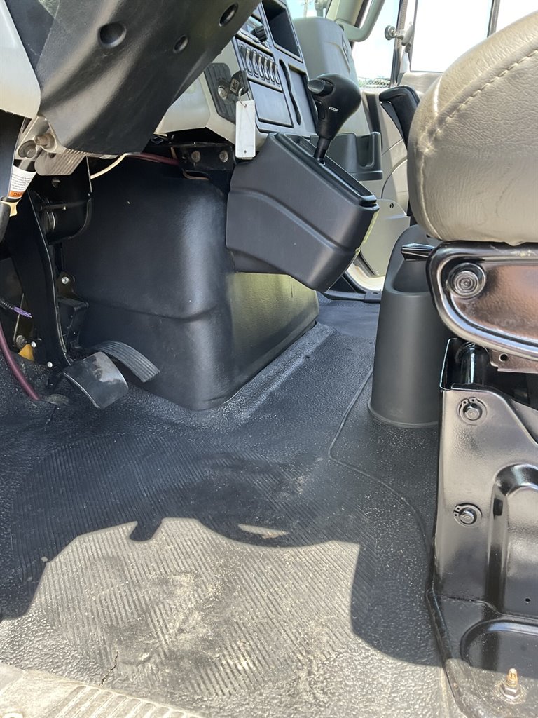 2019 International 4300 - $79,900