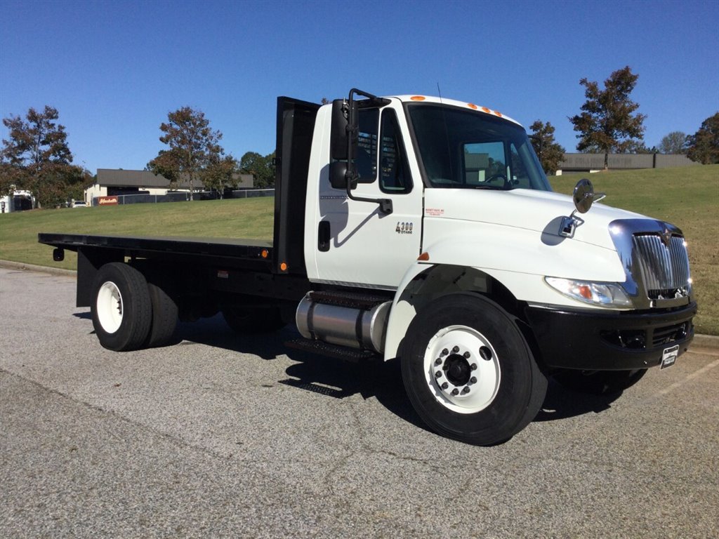 2019 International 4300 - $79,900