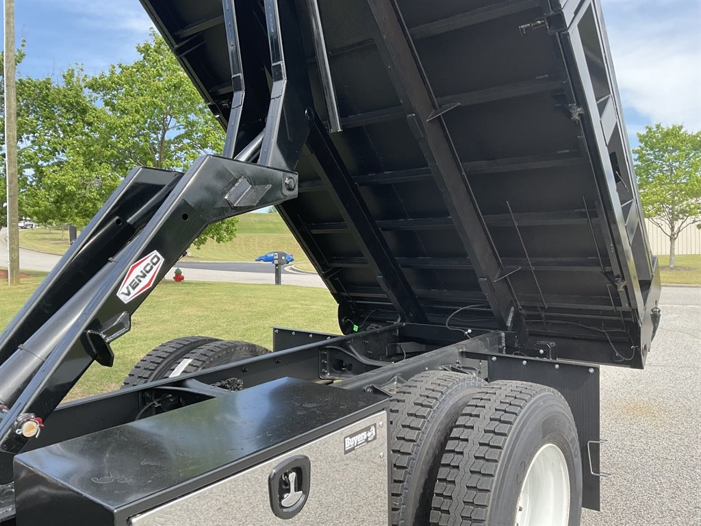 2019 International 4300 - $79,900