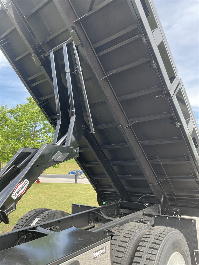 2019 International 4300 - $79,900