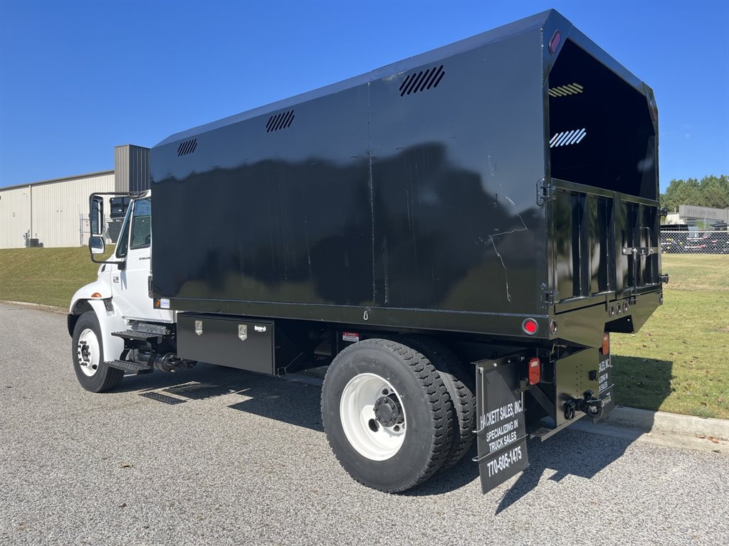 2019 International 4300 - $82,900