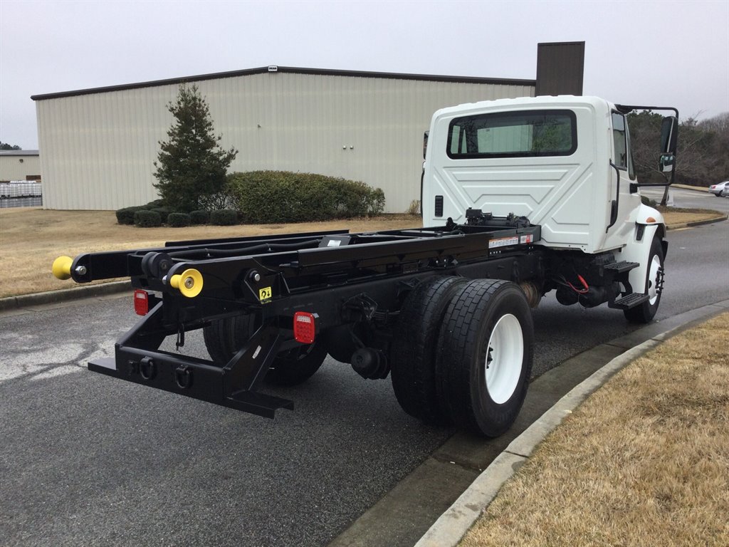2019 International 4300 - $79,900