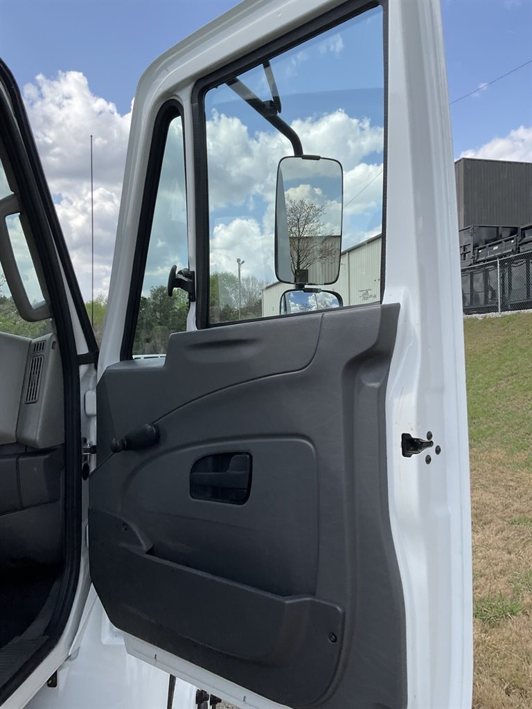 2019 International 4300 - $79,900