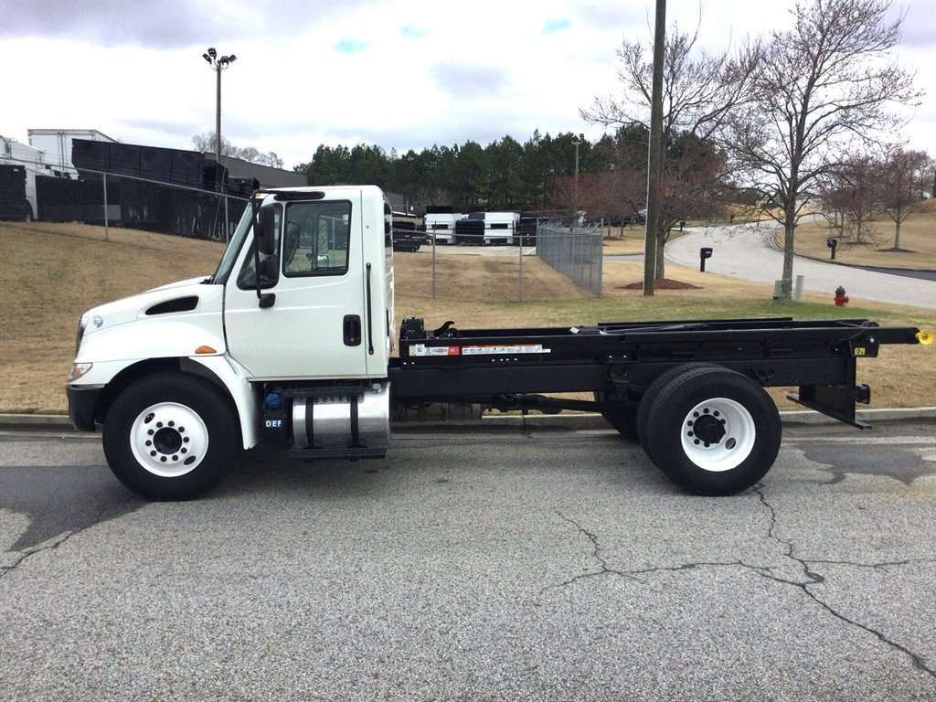 2019 International 4300 - $79,900