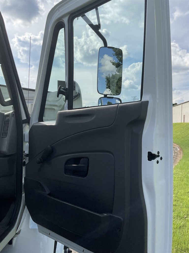 2019 International 4300 - $59,900