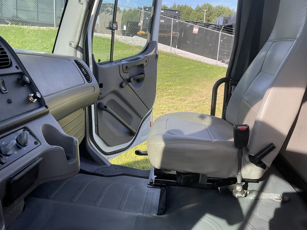 2015 Freightliner M2 - $70,900