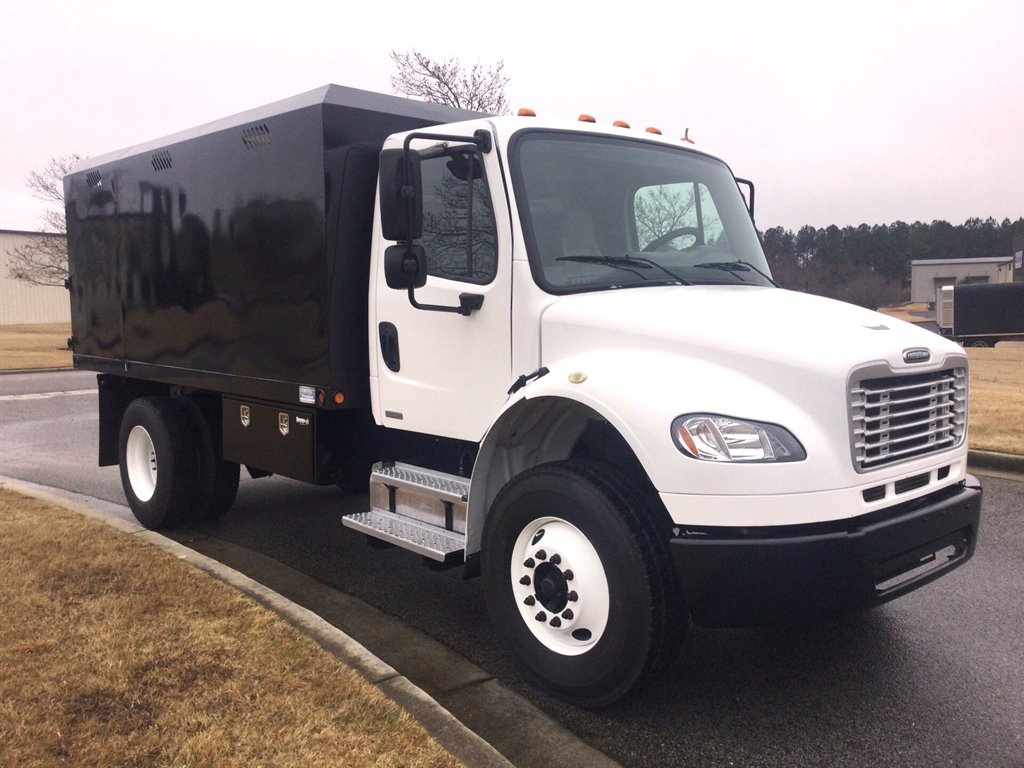 2015 Freightliner M2 - $73,900