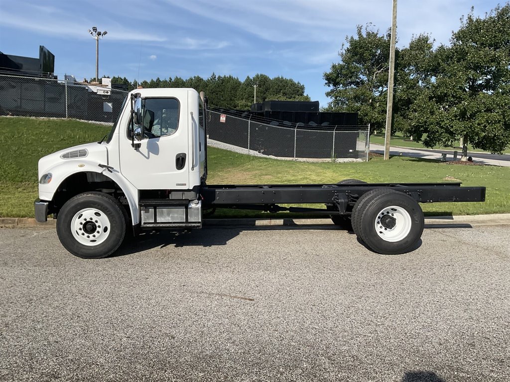 2010 Freightliner M2 - $52,900
