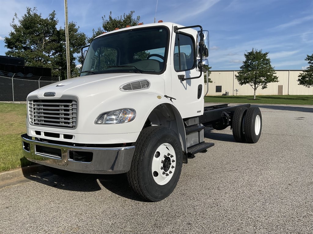2010 Freightliner M2 - $52,900