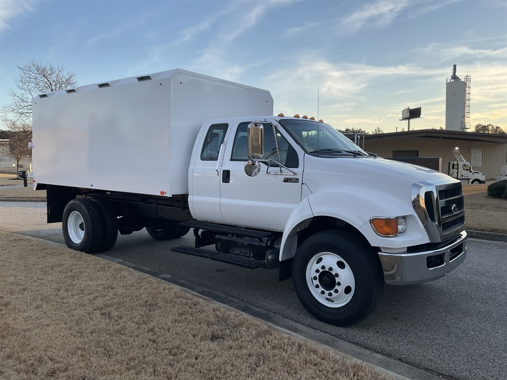 2012 Ford F750 - $65,900