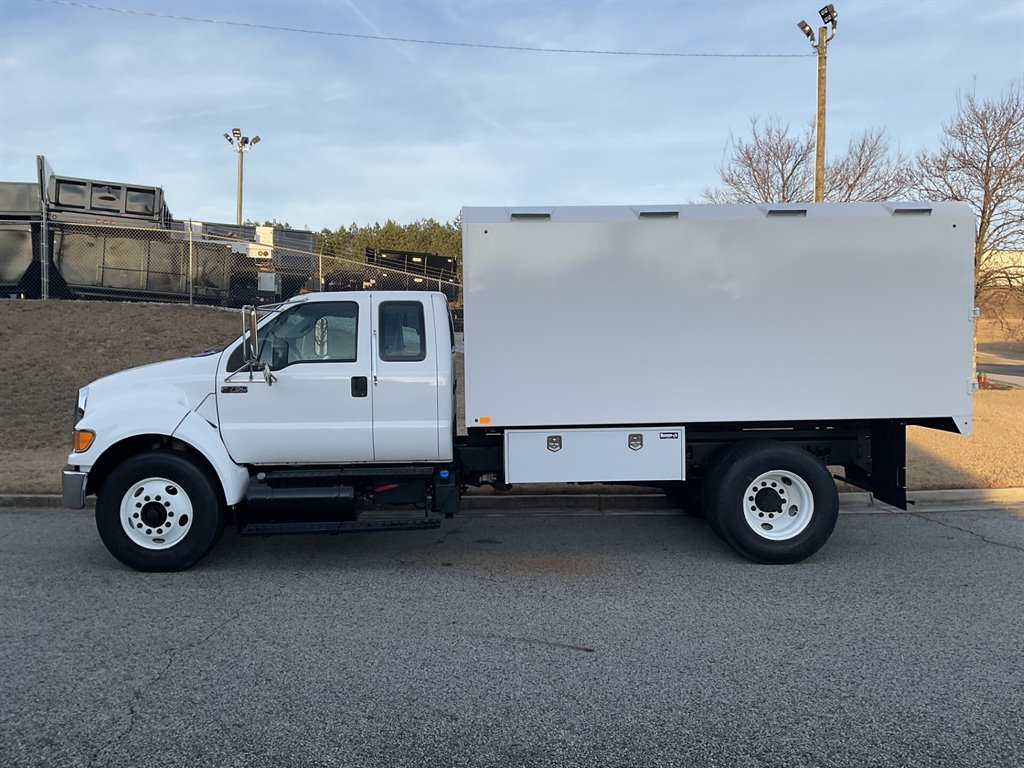 2012 Ford F750 - $65,900