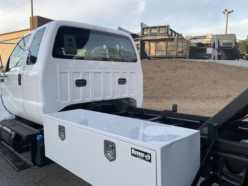 2012 Ford F750 - $65,900