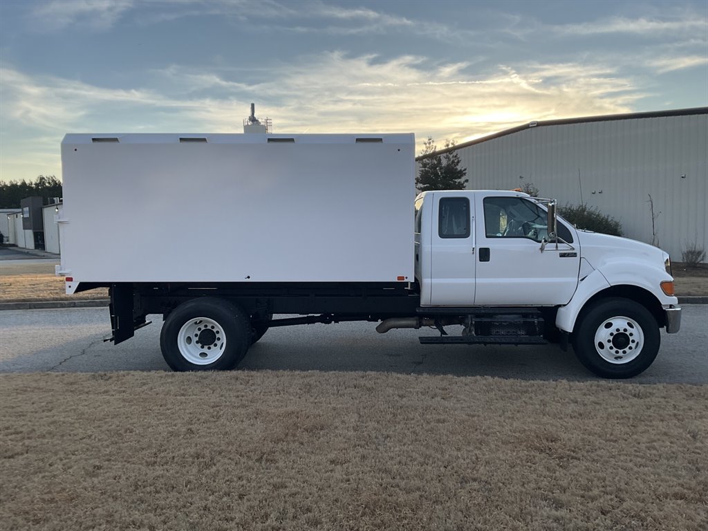 2012 Ford F750 - $65,900
