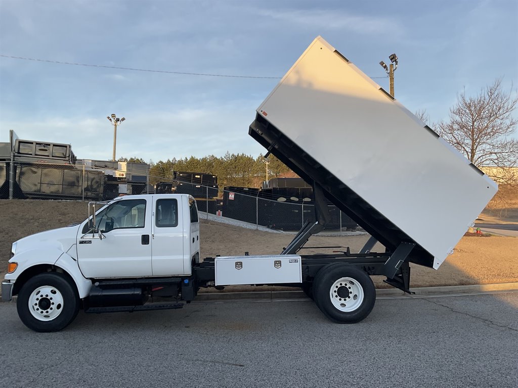 2012 Ford F750 - $65,900