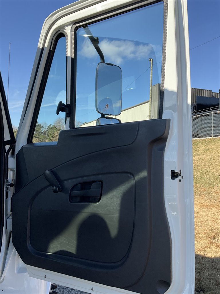 2016 International 4300 - $71,900