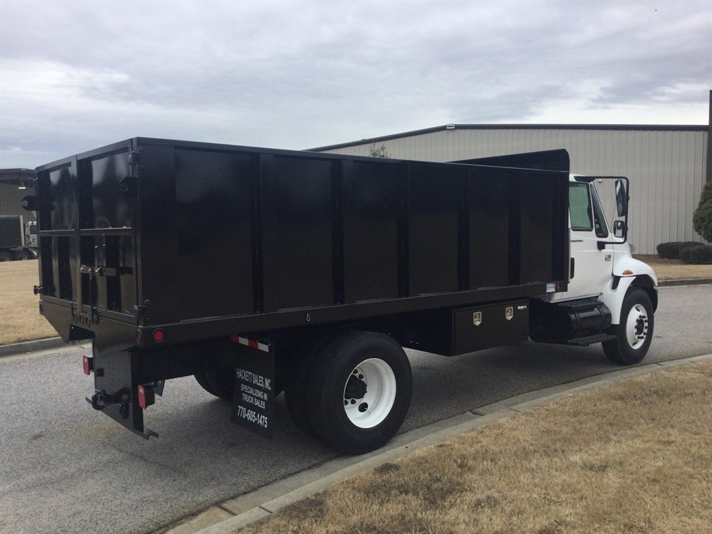 2016 International 4300 - $71,900