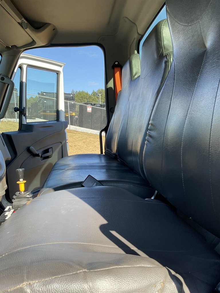 2016 International 4300 - $71,900