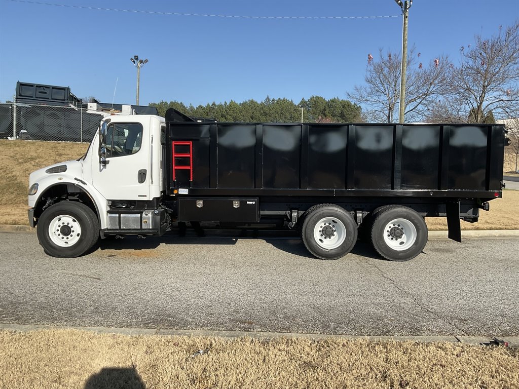 2016 Freightliner M2 - $94,900