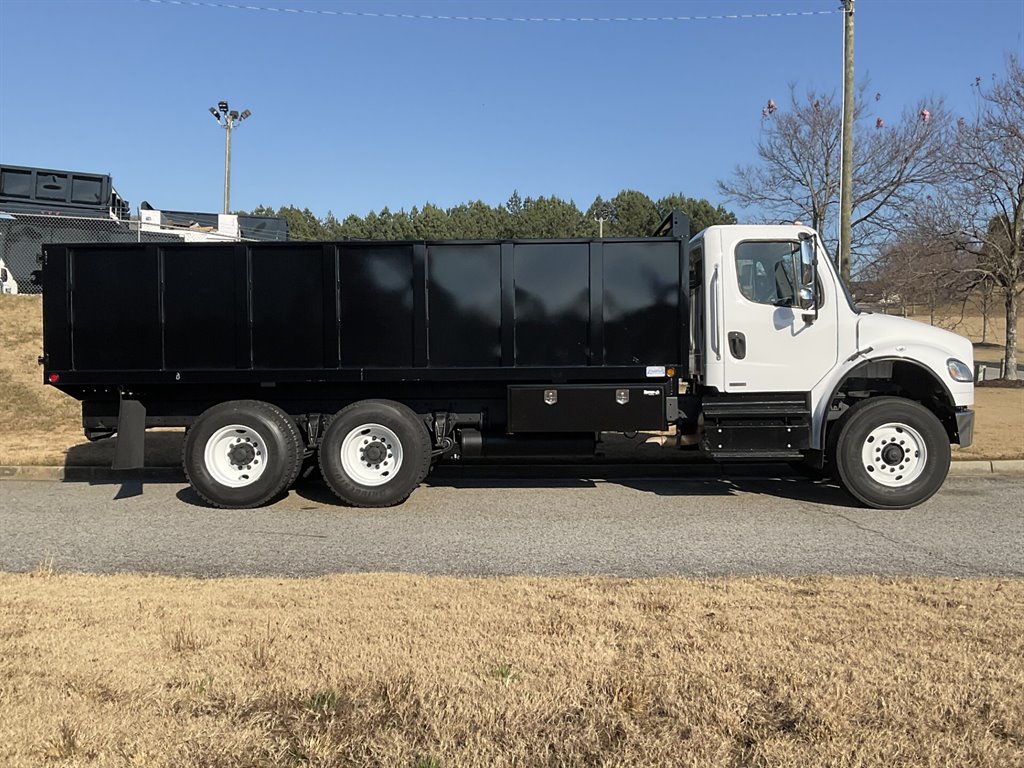 2016 Freightliner M2 - $94,900