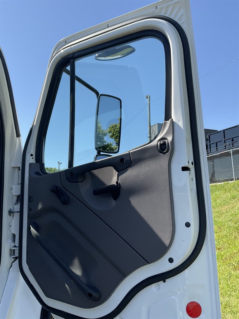 2016 Freightliner M2 - $74,900