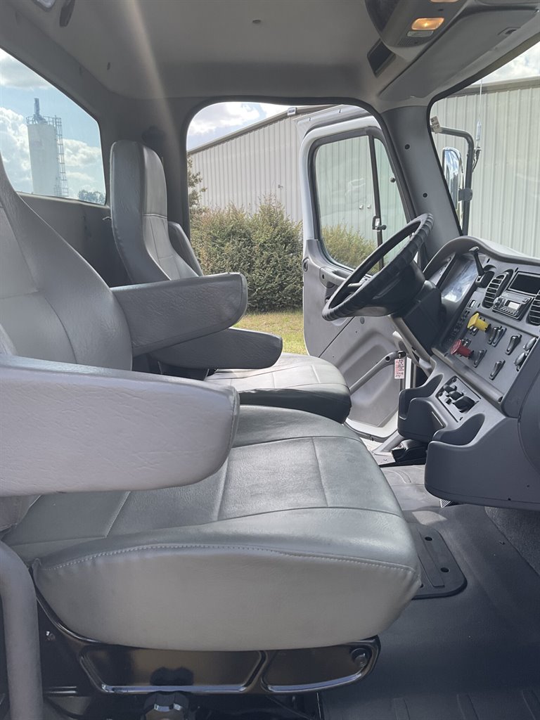 2017 Freightliner M2 - $93,900