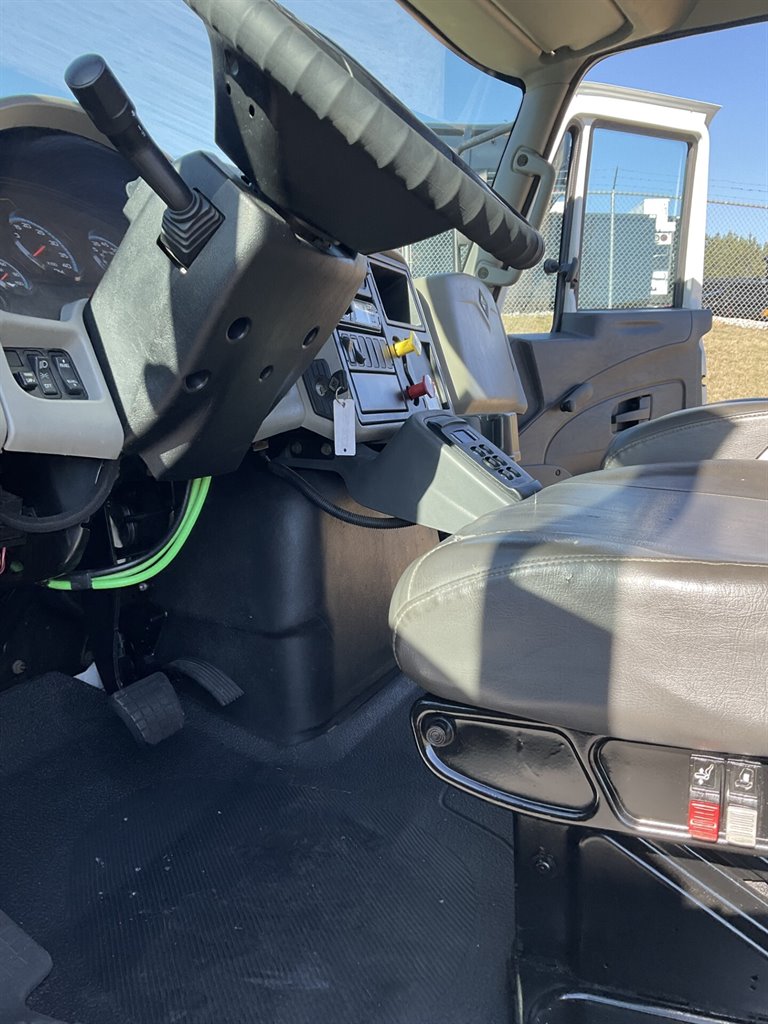2016 International 4300 - $53,900