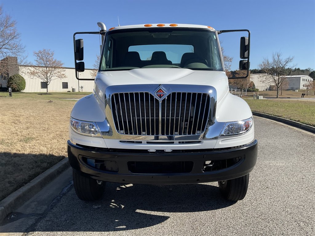 2016 International 4300 - $53,900