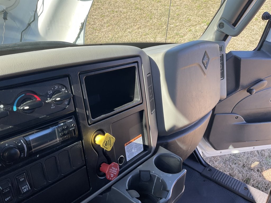 2016 International 4300 - $53,900