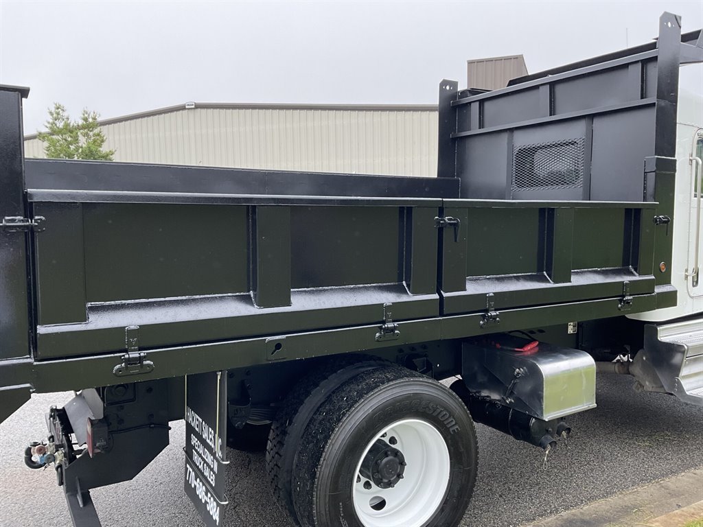 2020 Petebilt 337 - $94,900