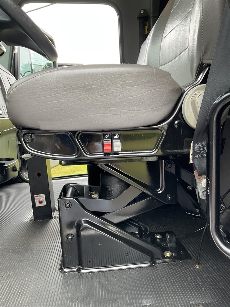 2020 Petebilt 337 - $94,900