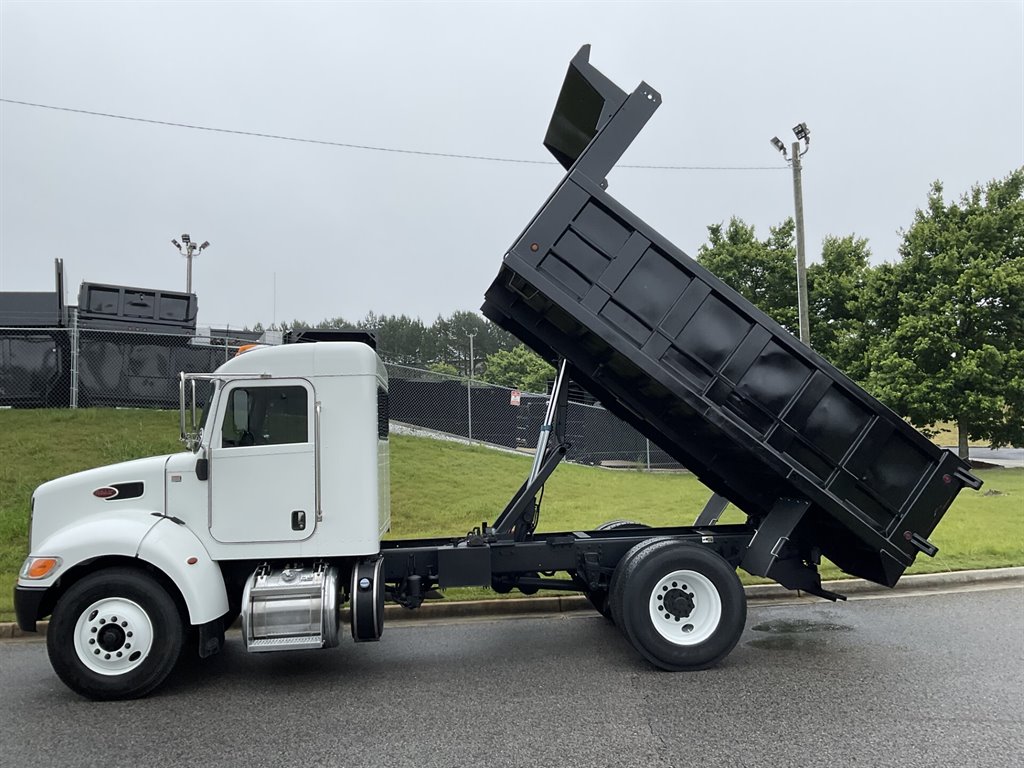 2020 Petebilt 337 - $94,900