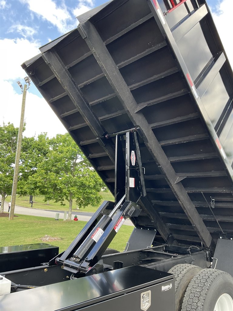 2015 Freightliner M2 - $72,900