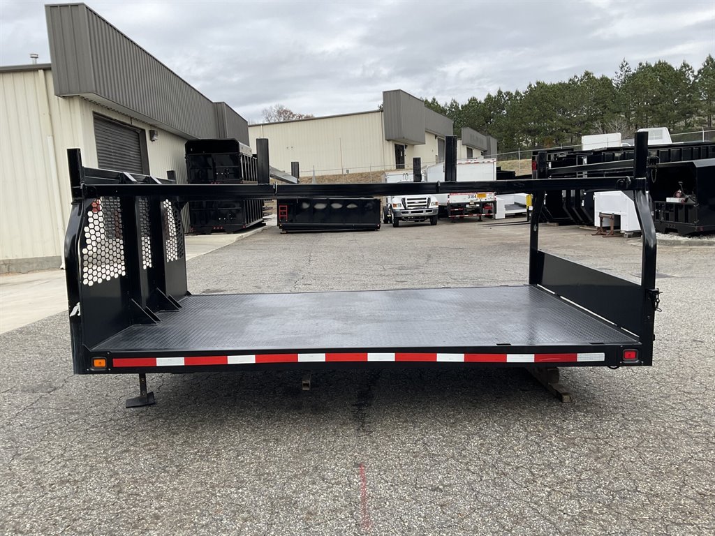 2025 Knapheide Flatbed - $4,000