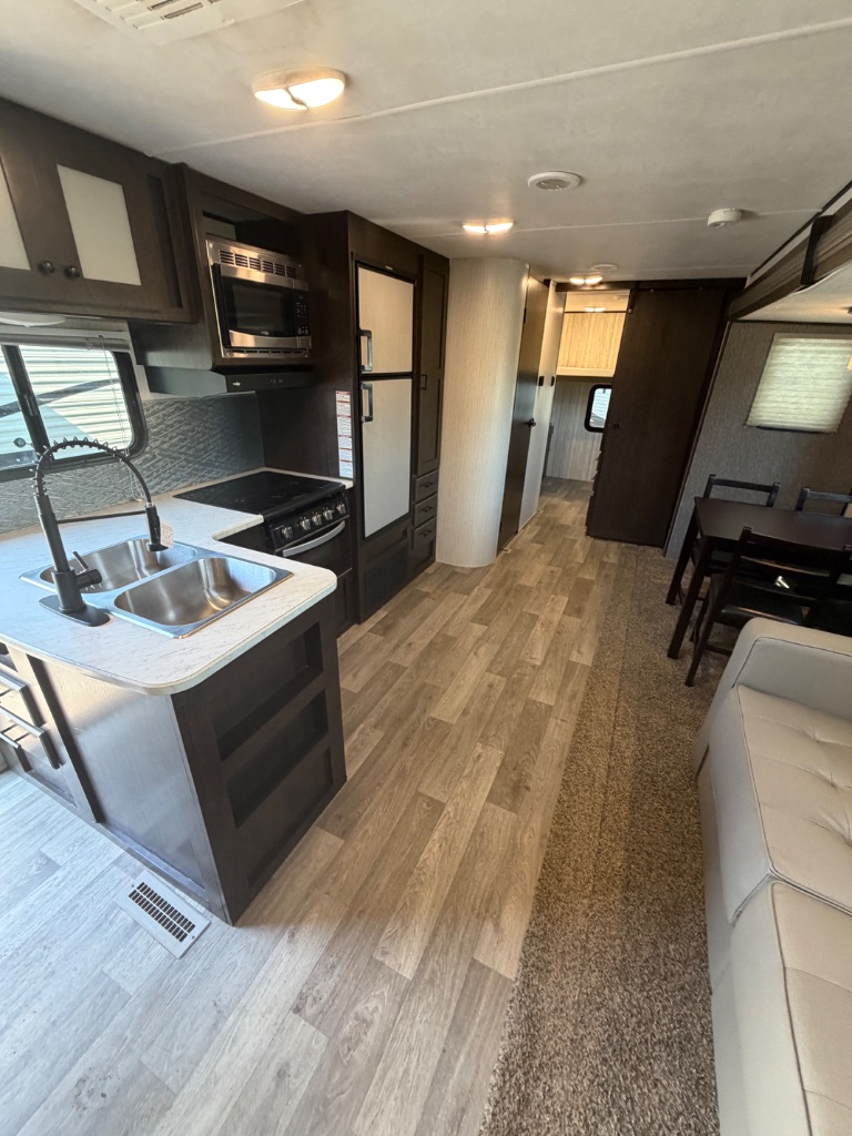 2021 Heartland Rv Pioneer, Prowler, & Prowler Lnyx - $19,999