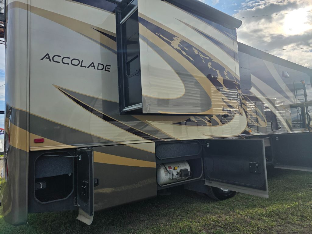 2020 Freightliner S2RV - $165,000