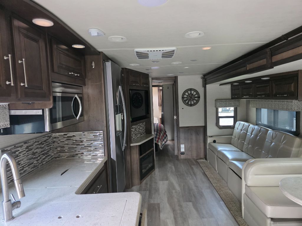 2020 Freightliner S2RV - $165,000