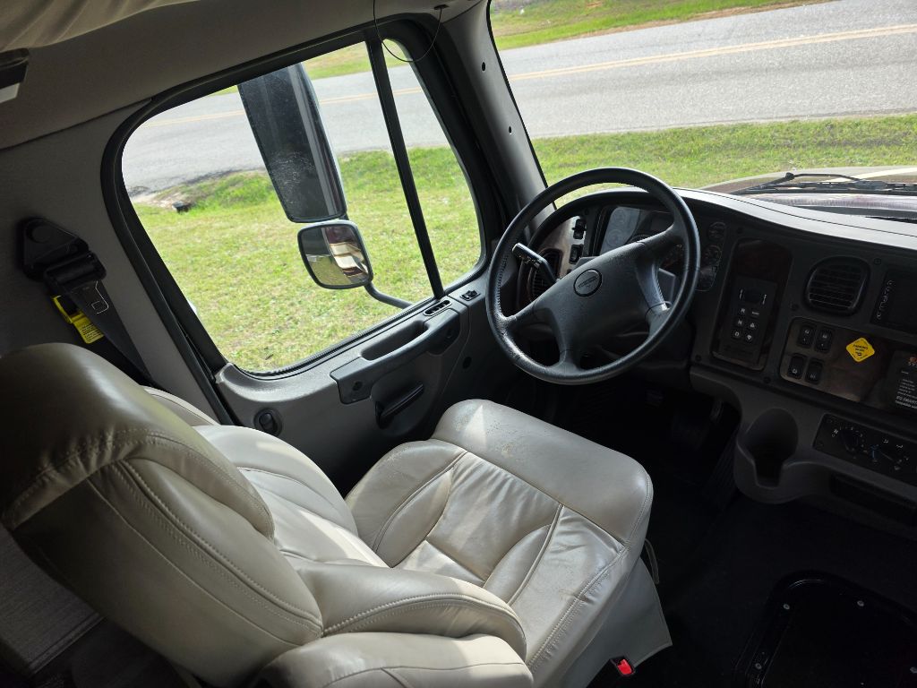 2020 Freightliner S2RV - $165,000