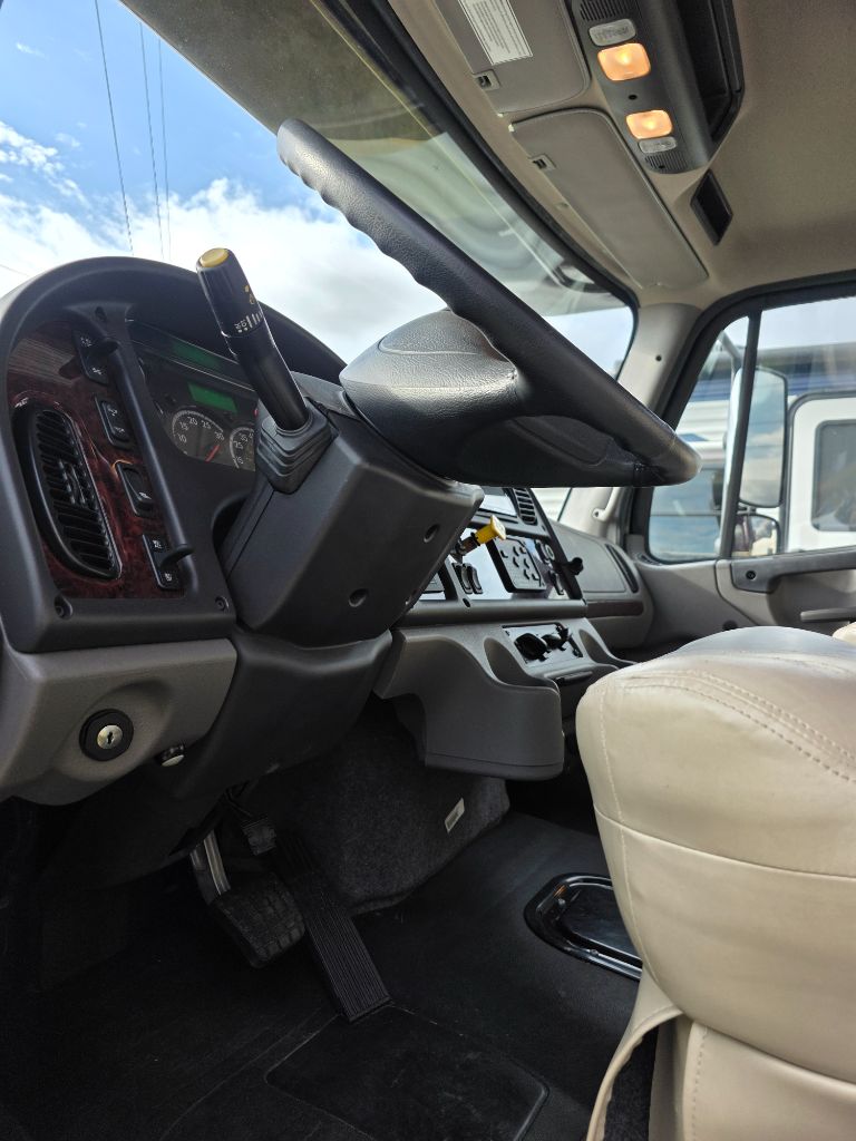 2020 Freightliner S2RV - $165,000